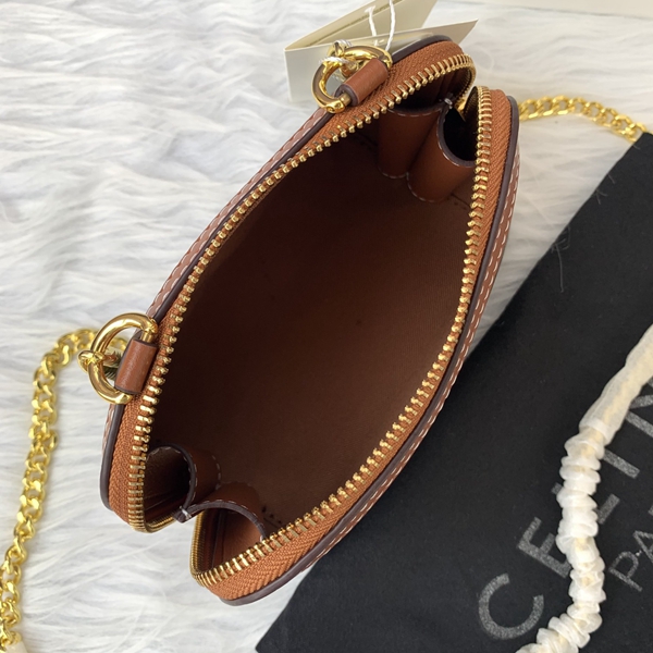 スーパーコピーブランドバッグ着用イメージ